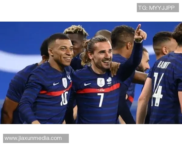 法国足球新星崛起年仅十七岁引发全球关注与期待