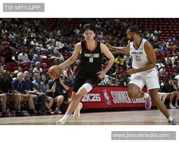 篮球明星因扣钱事件引发争议背后的真相与影响分析